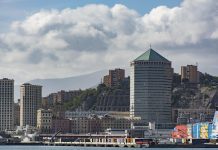 Strâmtoarea Messina – legătura dintre Italia continentală și Sicilia Strâmtoarea Messina