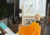 Cocktailul Sunrise Fizz