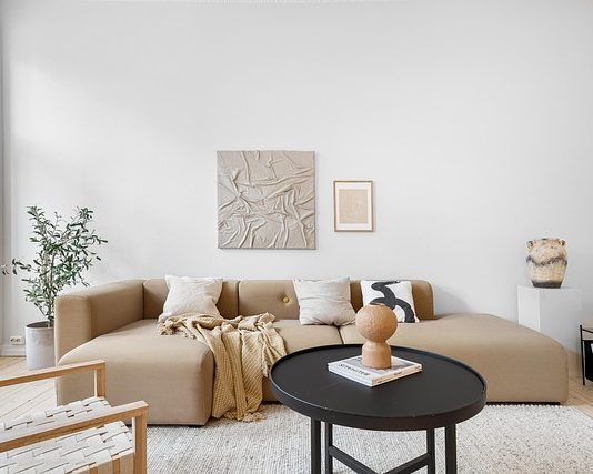Living minimalist